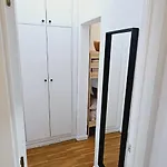 Premium Refurbished In Center Apartamento